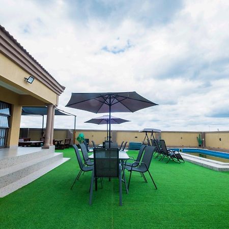 Woodmead Guest House マンジニ エクステリア 写真