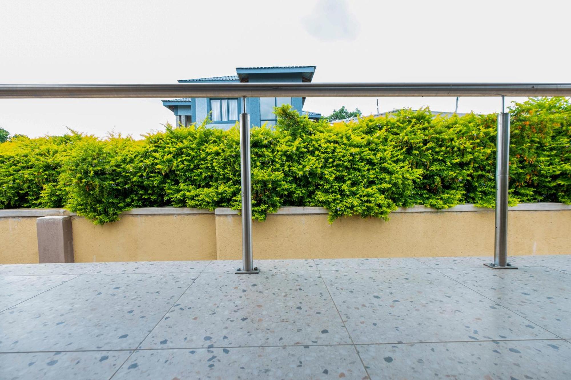 Woodmead Guest House マンジニ エクステリア 写真